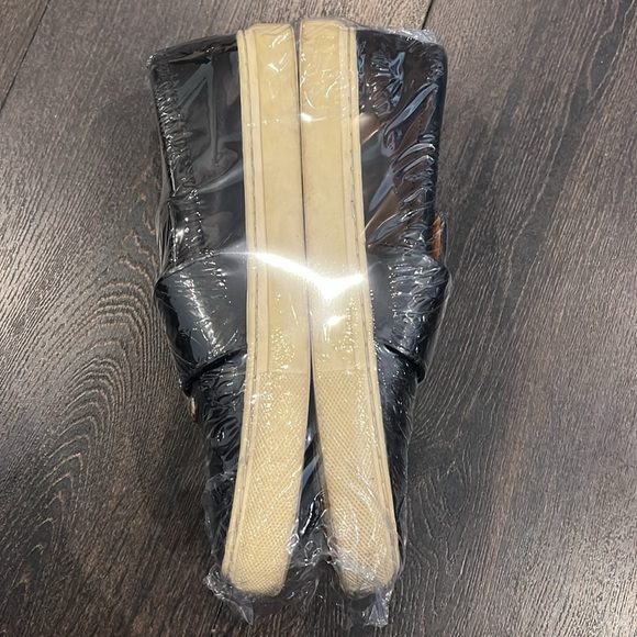 Bally shoes in size US6 - Picture 2 of 3